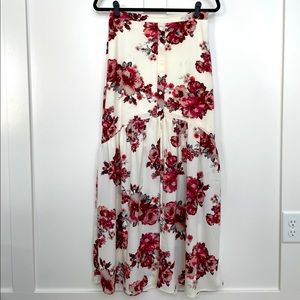 Maxi skirt